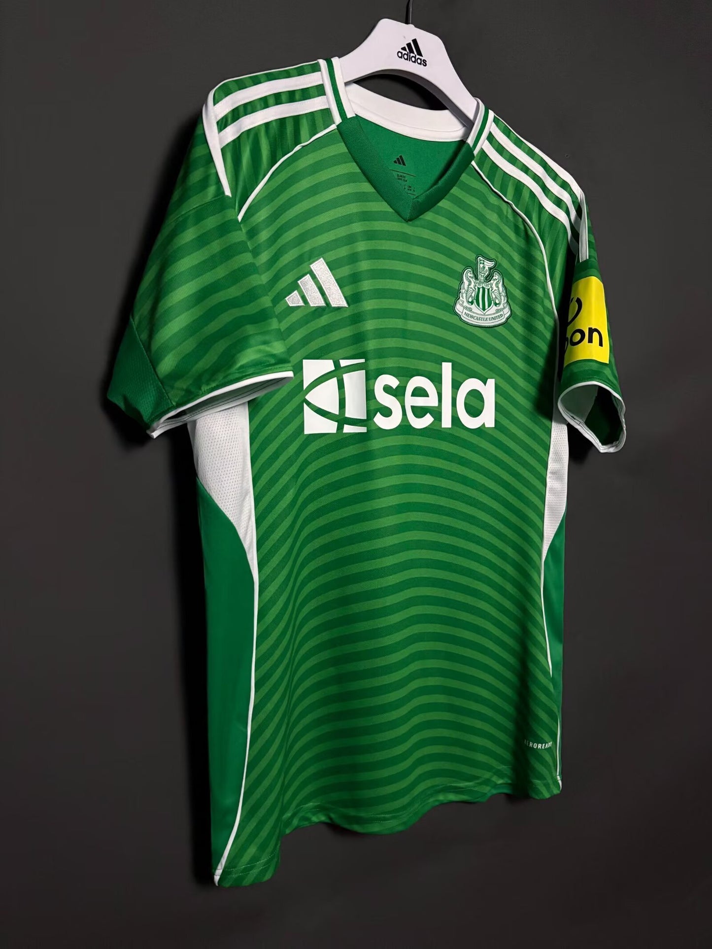 25-26 Newcastle Away Fan Version