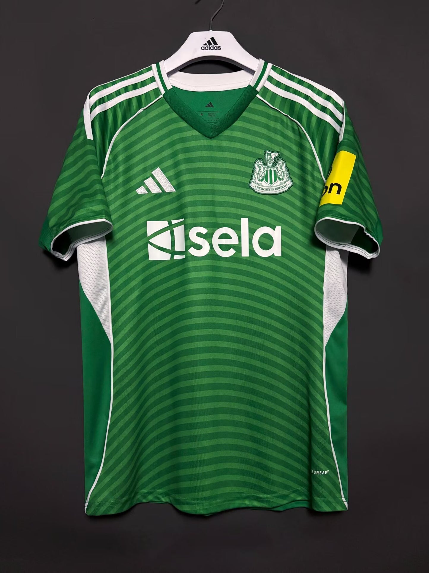 25-26 Newcastle Away Fan Version