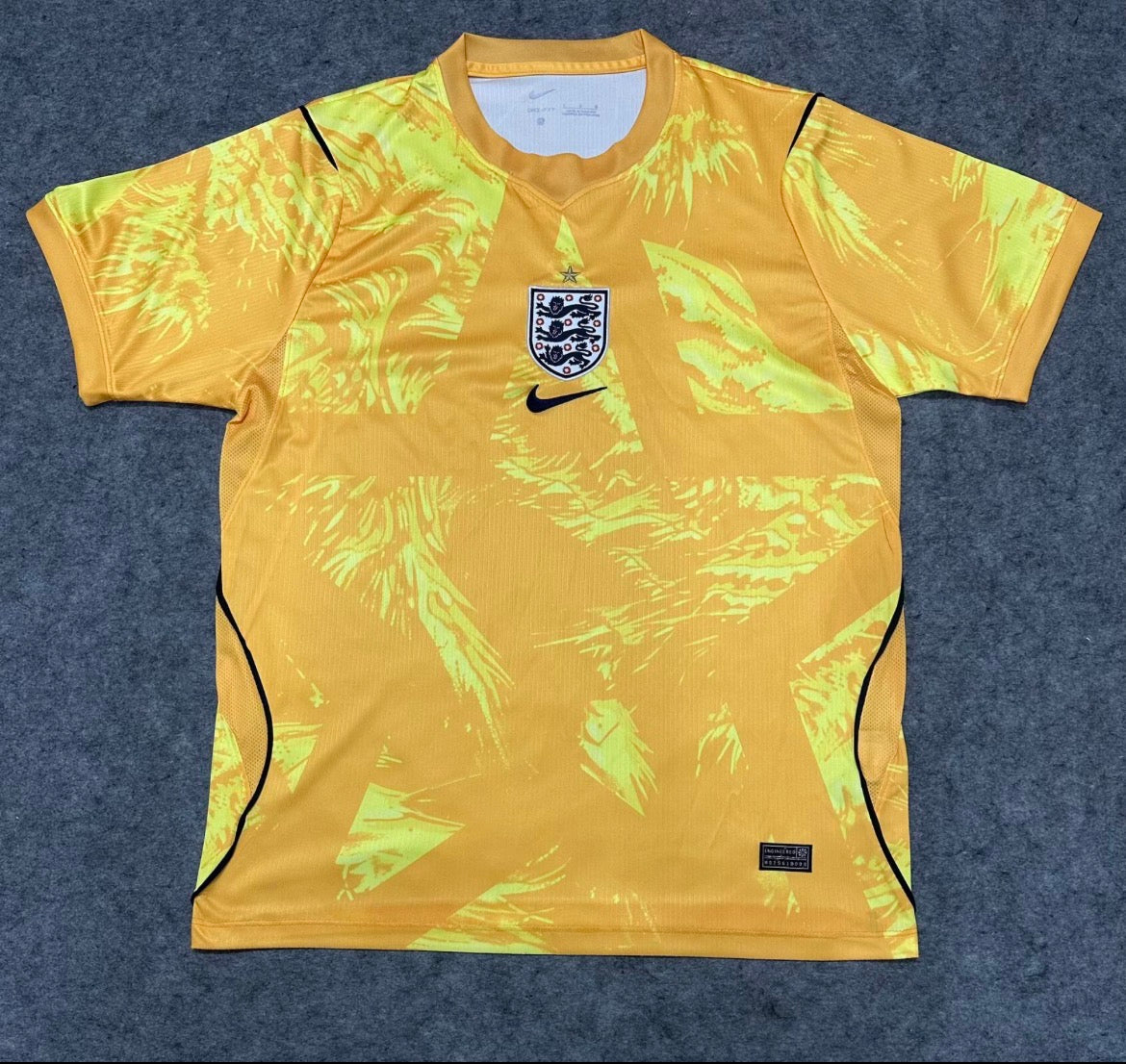26-27 England Goalkeeper Shirt Orange