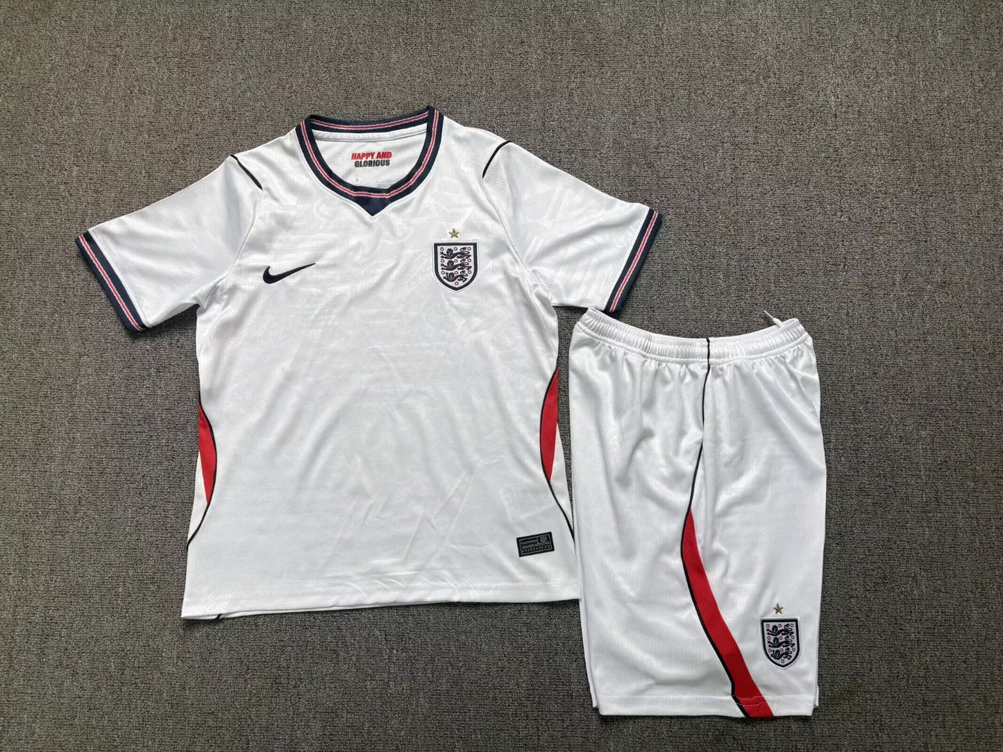 26-27 England Home Children’s Kit (w/ socks)